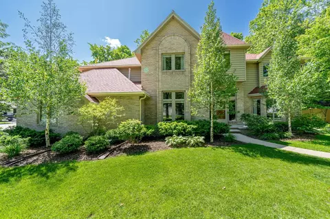 631 E Meadow Grove Blvd, Appleton, WI 54915 photo 1