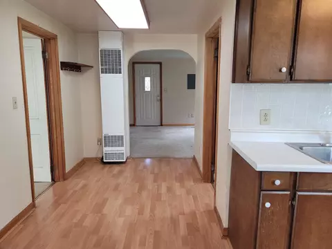1906 N Oneida St, Appleton, WI 54911 photo 6