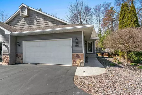 3683 Nordic Ct, Suamico, WI 54173