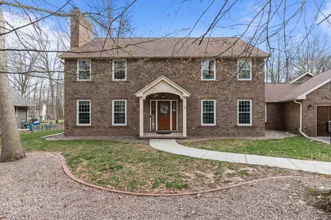 1345 Ken Dr, Green Bay, WI 54313