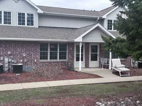 2527 Telluride Trl #G, Green Bay, WI 54313
