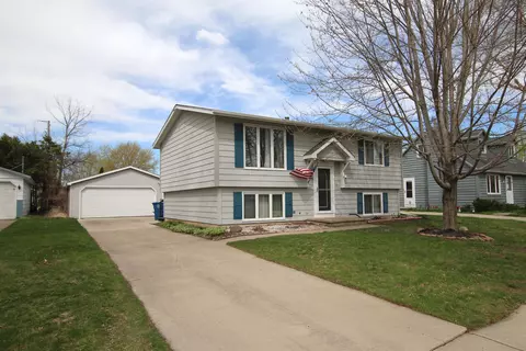 2401 Minerva St, Oshkosh, WI 54901