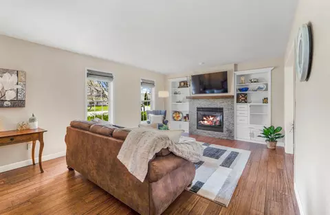 Living - w5426 White Clover Circle, Appleton, WI 54915 photo 1 of 6
