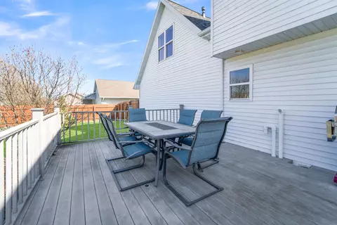 Exterior - w5426 White Clover Circle, Appleton, WI 54915 photo 8 of 9