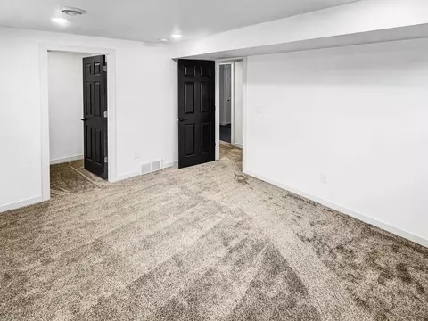 Bedroom - 131 Ramlen Ct, Appleton, WI 54915 photo 3 of 5