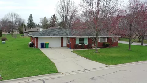 3041 Concordia Ln, Green Bay, WI 54311