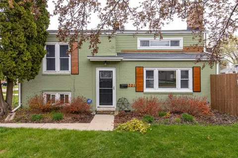701 Kinzie Ct, Menasha, WI 54952