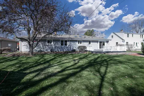 Exterior - 2520 Kesting Ct, Appleton, WI 54911 photo 9 of 11