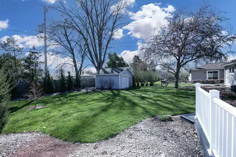 Exterior - 2520 Kesting Ct, Appleton, WI 54911 photo 7 of 11