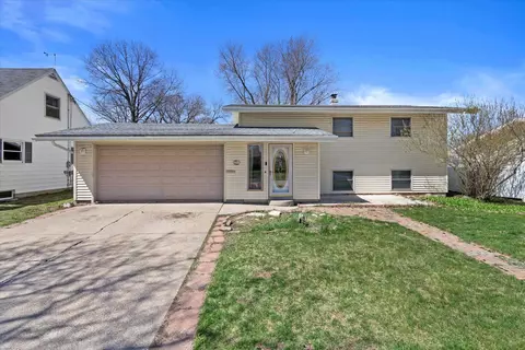 631 S Schaefer St, Appleton, WI 54915