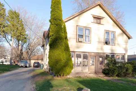 n912 Whitney Street, Dale, WI 54931