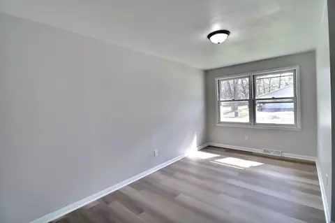 1619 Telulah Ave, Appleton, WI 54915 photo 10