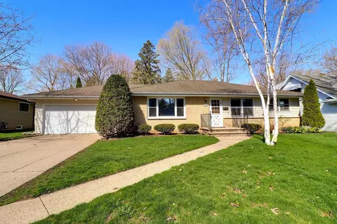 1619 Telulah Ave, Appleton, WI 54915