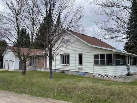 n18631 Presbyterian Way, Pembine, WI 54156