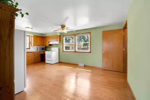 731 E Murray Ave, Appleton, WI 54915 photo 6