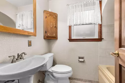 1218 W Glendale Ave, Appleton, WI 54914 photo 14