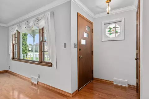 1218 W Glendale Ave, Appleton, WI 54914 photo 4