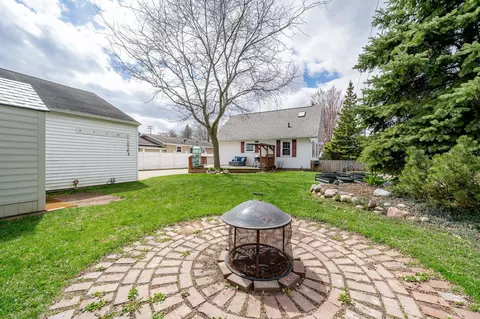 2402 N Mason St, Appleton, WI 54914 photo 24