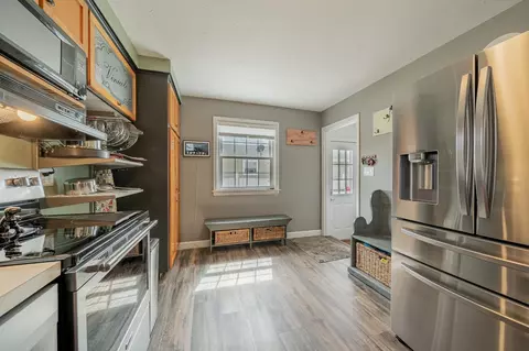 2402 N Mason St, Appleton, WI 54914 photo 7