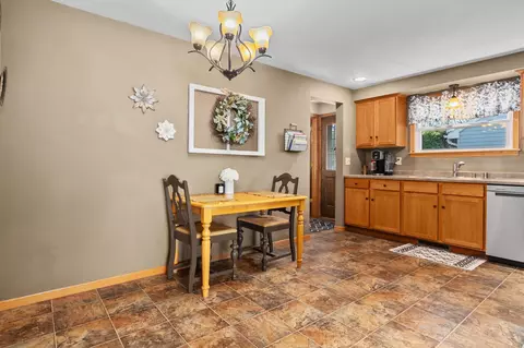 900 S Walden Ave, Appleton, WI 54915 photo 11