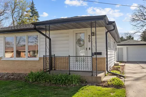 900 S Walden Ave, Appleton, WI 54915 photo 2