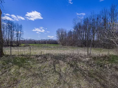 sleepy hollow road, Kewaunee, WI 54216