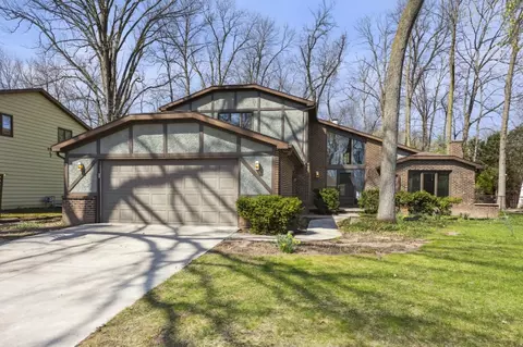 2811 S Carpenter St, Appleton, WI 54915