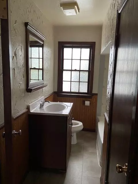 1818 N Richmond St, Appleton, WI 54911 photo 8