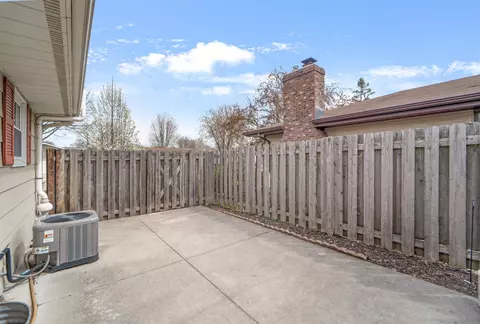 Exterior - 2611 E Bona Ave, Appleton, WI 54915 photo 9 of 10