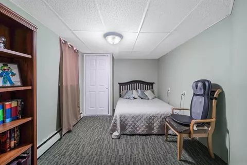 Bedroom - 2611 E Bona Ave, Appleton, WI 54915 photo 8 of 9