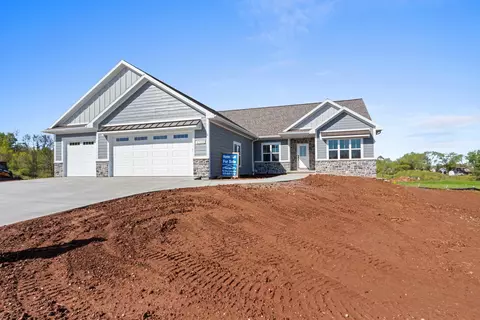 1750 Dollar Rd, De Pere, WI 54115