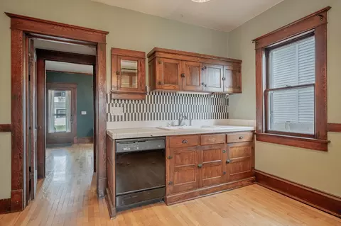 Kitchen - 1319 N Oneida St, Appleton, WI 54911 photo 2 of 4