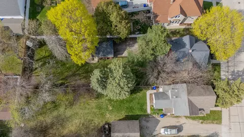 View/Area - 1319 N Oneida St, Appleton, WI 54911 photo 1 of 6