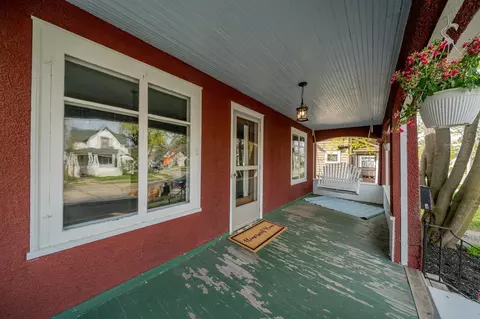 Exterior - 1319 N Oneida St, Appleton, WI 54911 photo 4 of 13