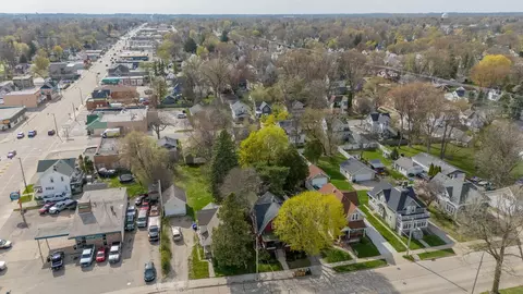 View/Area - 1319 N Oneida St, Appleton, WI 54911 photo 5 of 6
