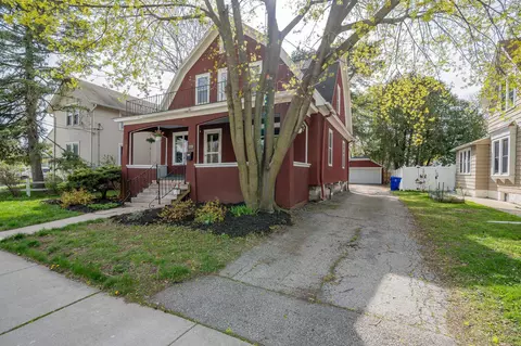 Exterior - 1319 N Oneida St, Appleton, WI 54911 photo 2 of 13