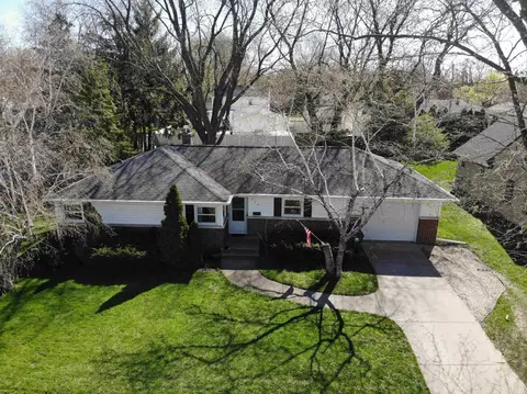 958 Grove St, Neenah, WI 54956