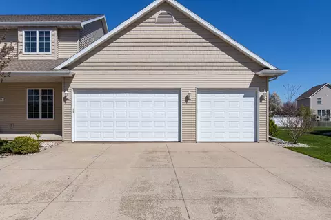 Exterior - 2520 E Corridor Dr, Appleton, WI 54913 photo 5 of 8