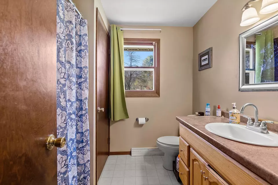  215 S Prospect Cir, Shawano, WI 54166 photo 18