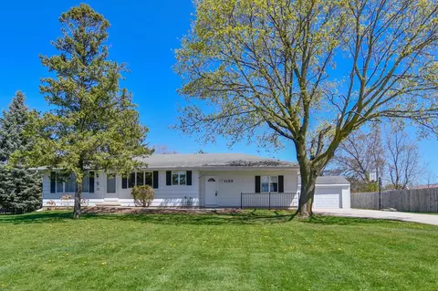 1132 Terry Ln, De Pere, WI 54115