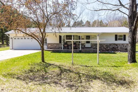 n4939 Pine Lane, Shawano, WI 54166