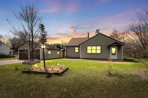 1329 North Ave, Crivitz, WI 54114