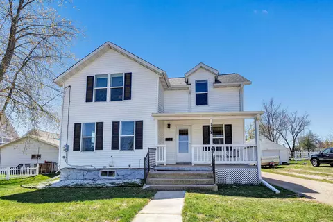 118 W Bath St, Hortonville, WI 54944