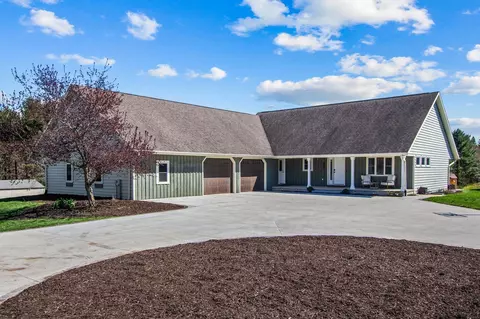 w762 Van Schyndel Drive, Oneida, WI 54155