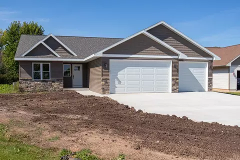 918 Lorinda Ave, Omro, WI 54963
