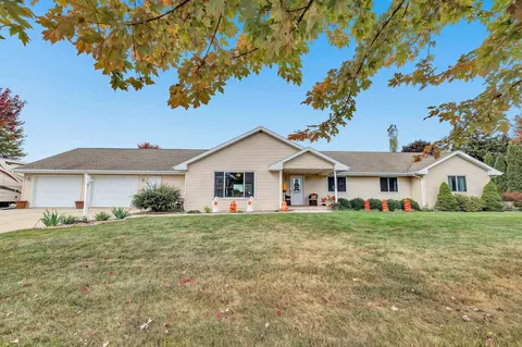 1403 4th St, Kewaunee, WI 54216