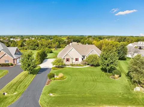 2263 Wood Violet Ct, De Pere, WI 54115