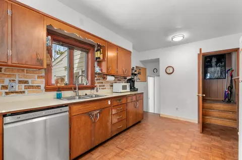 1711 N Mason St, Appleton, WI 54914 photo 8