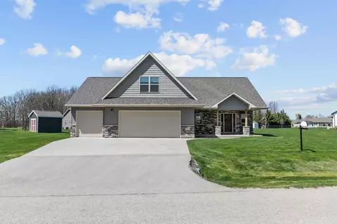 w4882 Mustang Drive, Sherwood, WI 54169