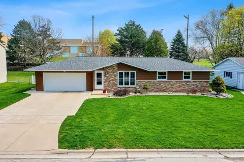 463 Menlo Park Rd, Green Bay, WI 54302